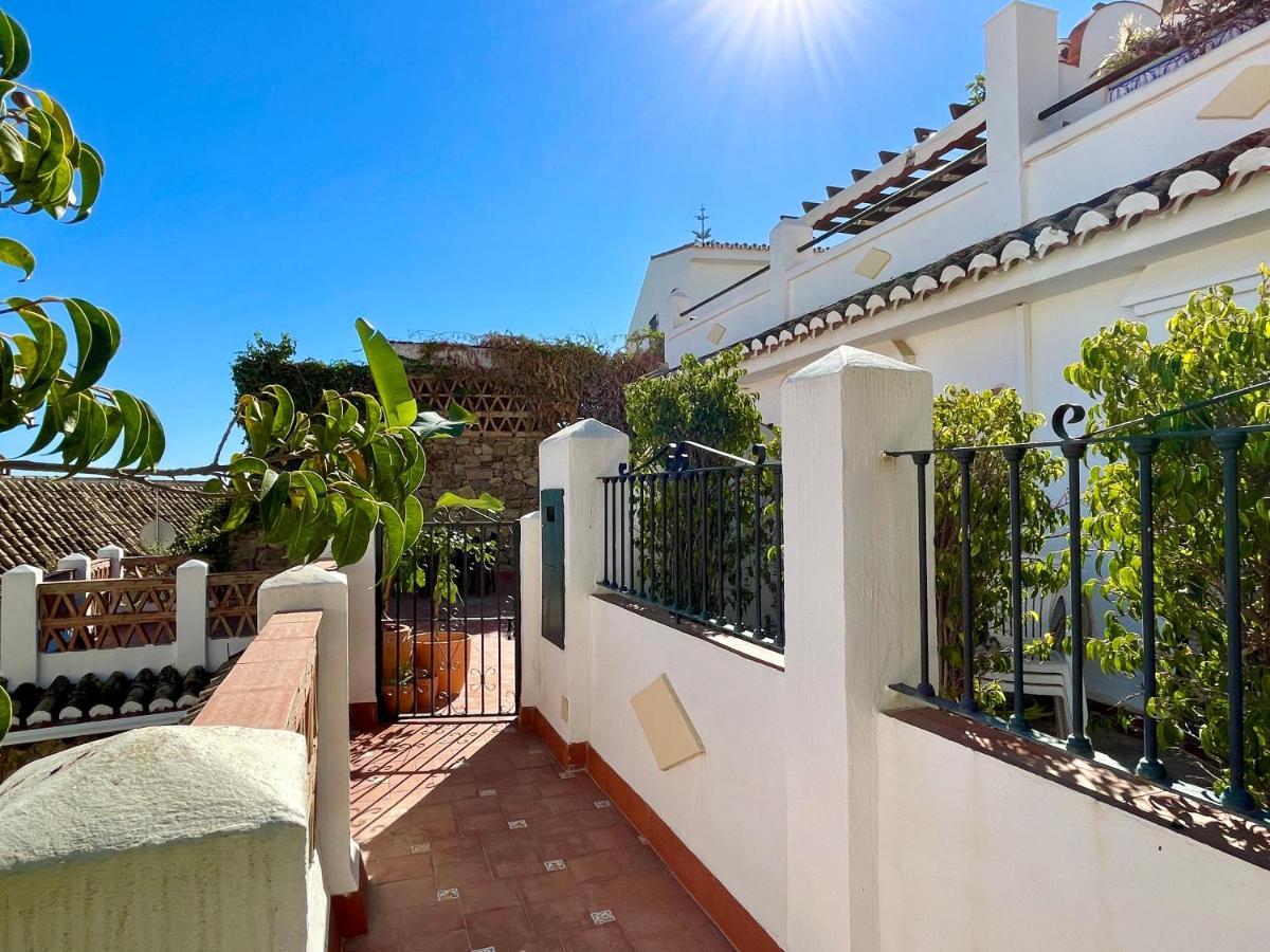 Semidetached Duplex Home At Puebla Aida, Mijas Golf With Pool, Golf And Sea Views Malaga Exterior photo